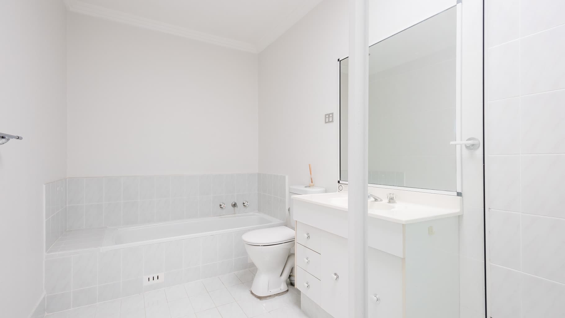 66 Mokera Avenue, Kirrawee - Thumbnail 5