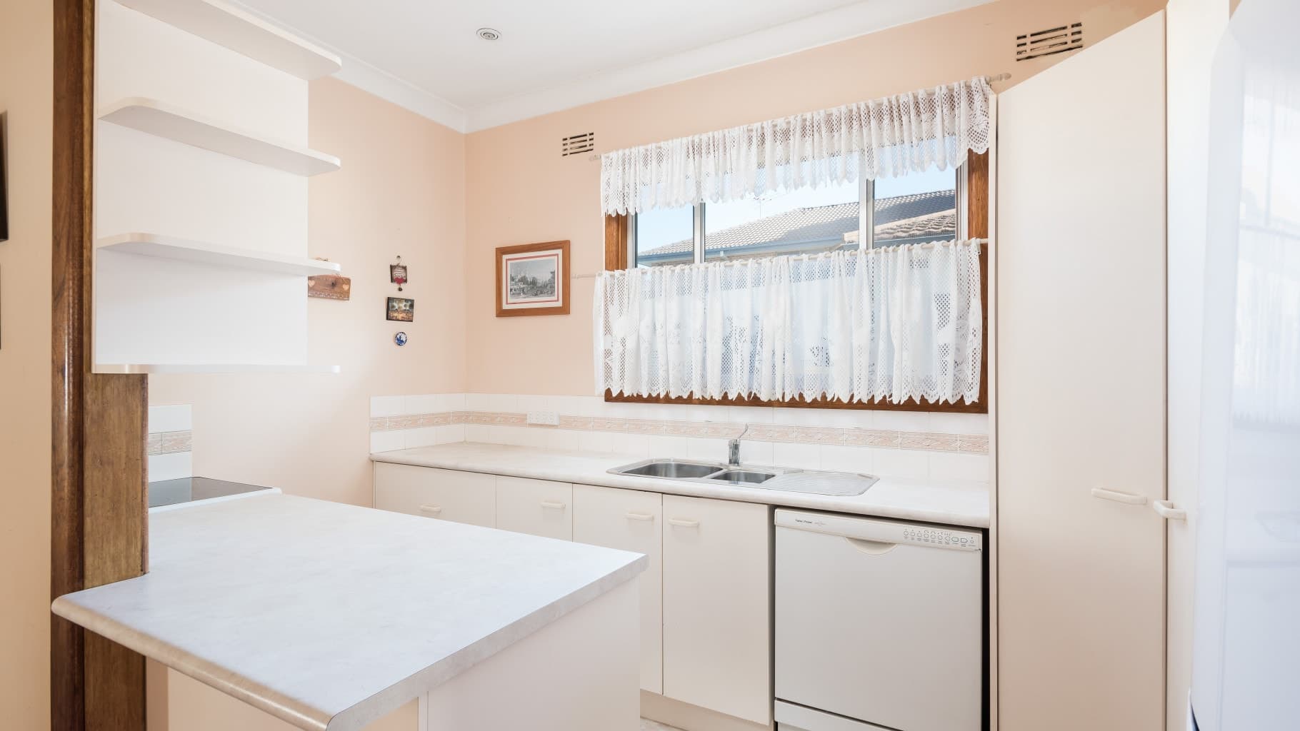 42 Girraween Avenue, Como - Thumbnail 2