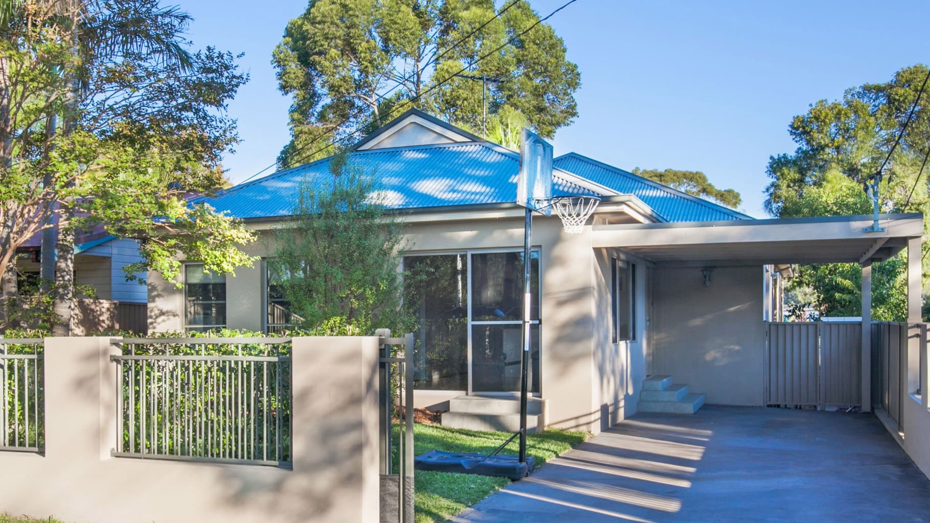 90 Oyster Bay Road, Oyster Bay - Image 1