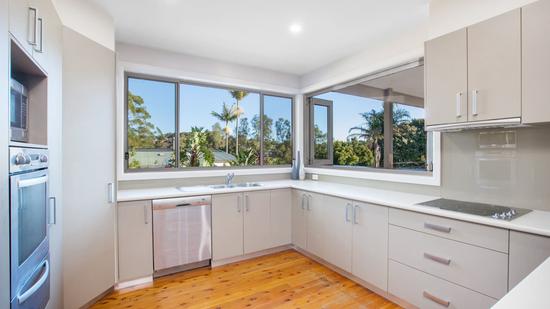90 Oyster Bay Road, Oyster Bay - Thumbnail 4