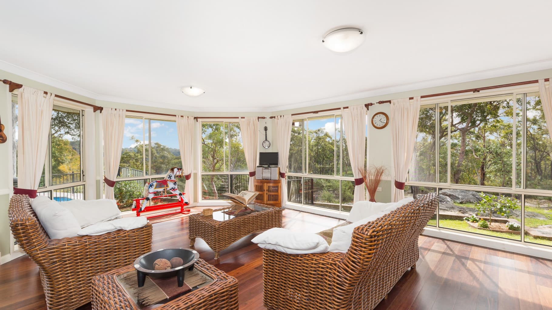 1 Coreen Avenue, Loftus - Thumbnail 3