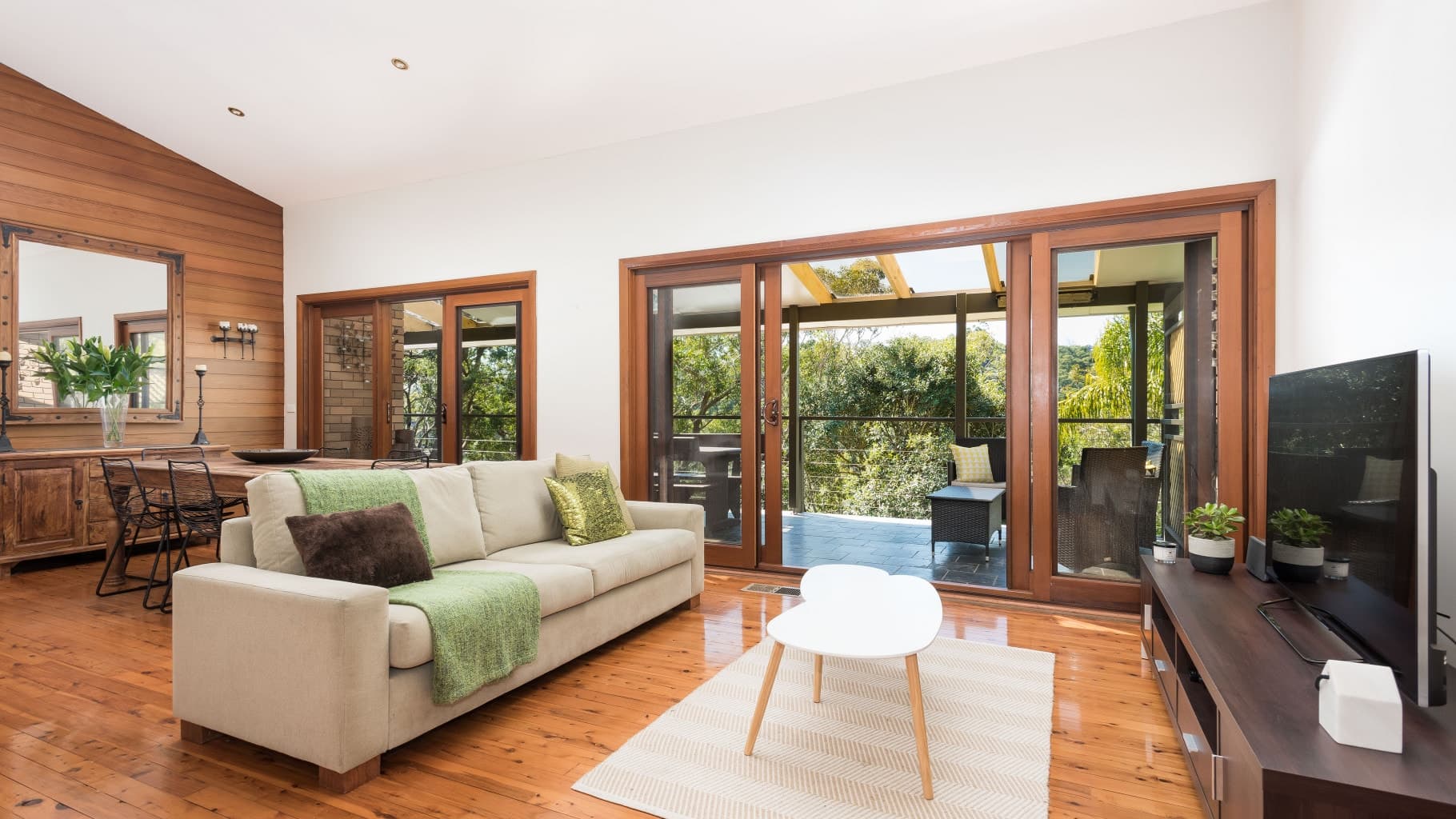 97 Washington Drive, Bonnet Bay - Image 1