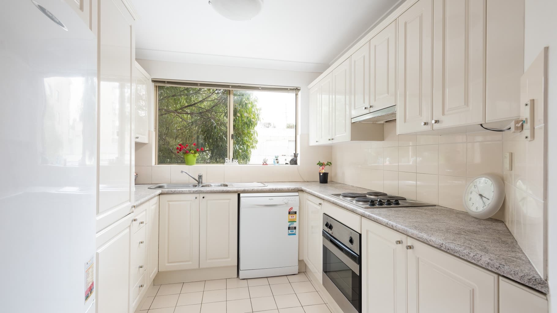 13/17-21 Gray Street, Sutherland - Thumbnail 3