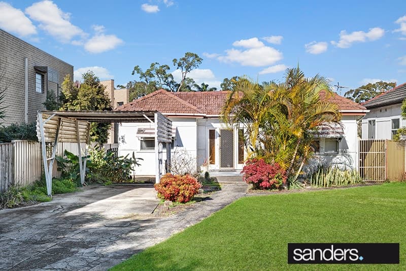 2 Foch Avenue, Gymea - Thumbnail 2