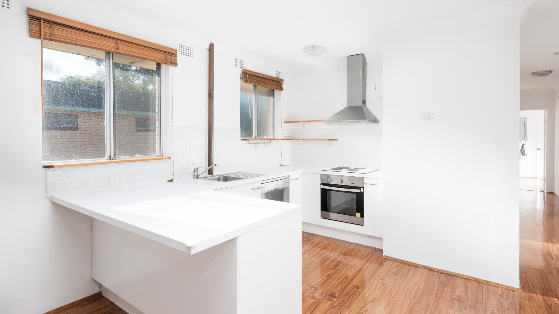 8/7 Curtis Street, Caringbah - Thumbnail 3