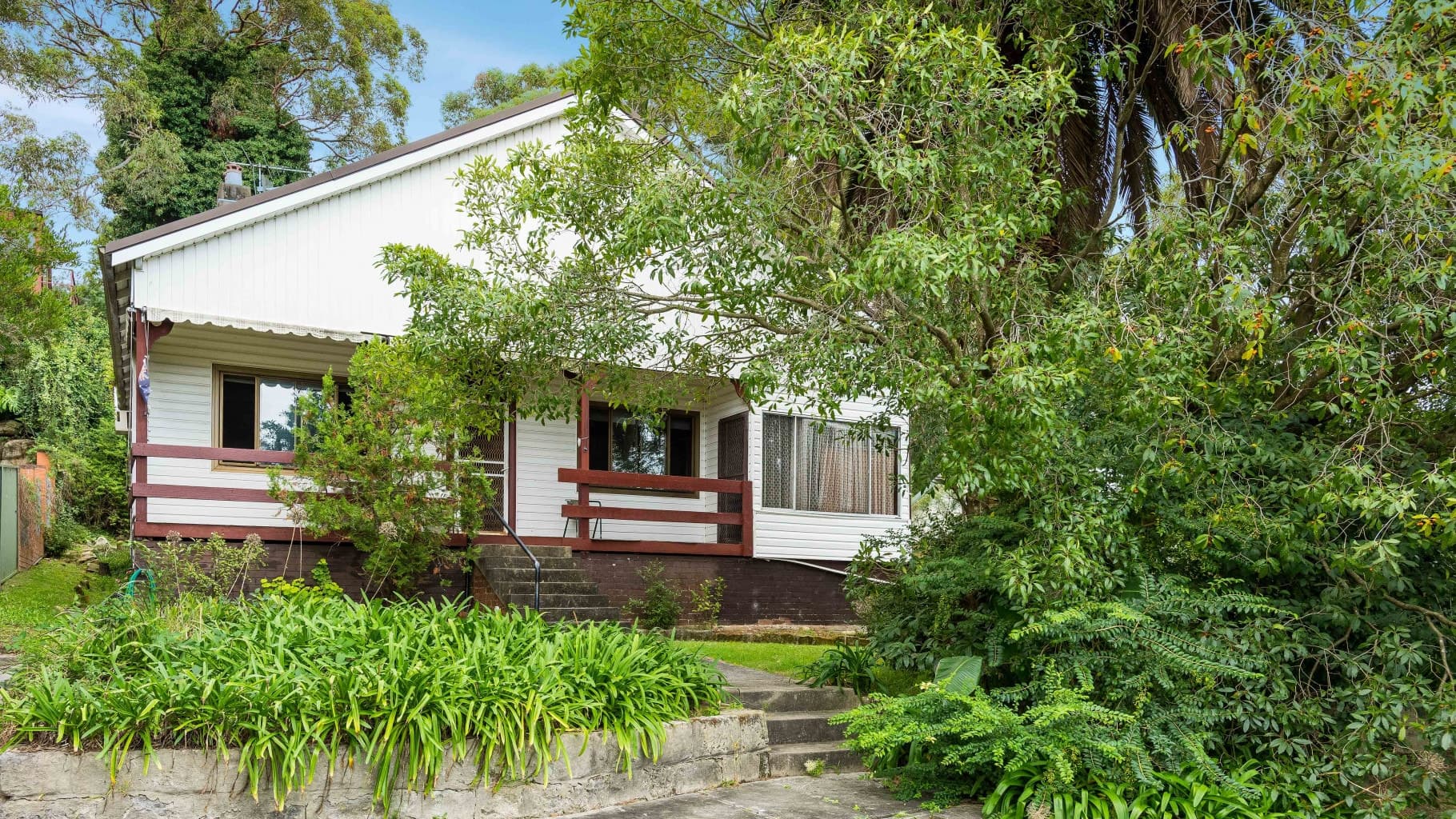 76 Sutherland Road, Jannali - Thumbnail 2