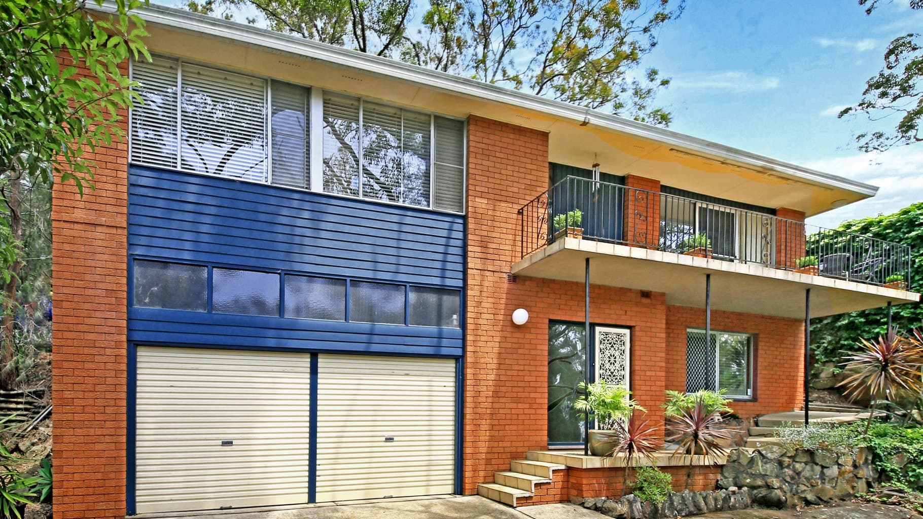 29 Upper Washington Drive, Bonnet Bay - Image 1