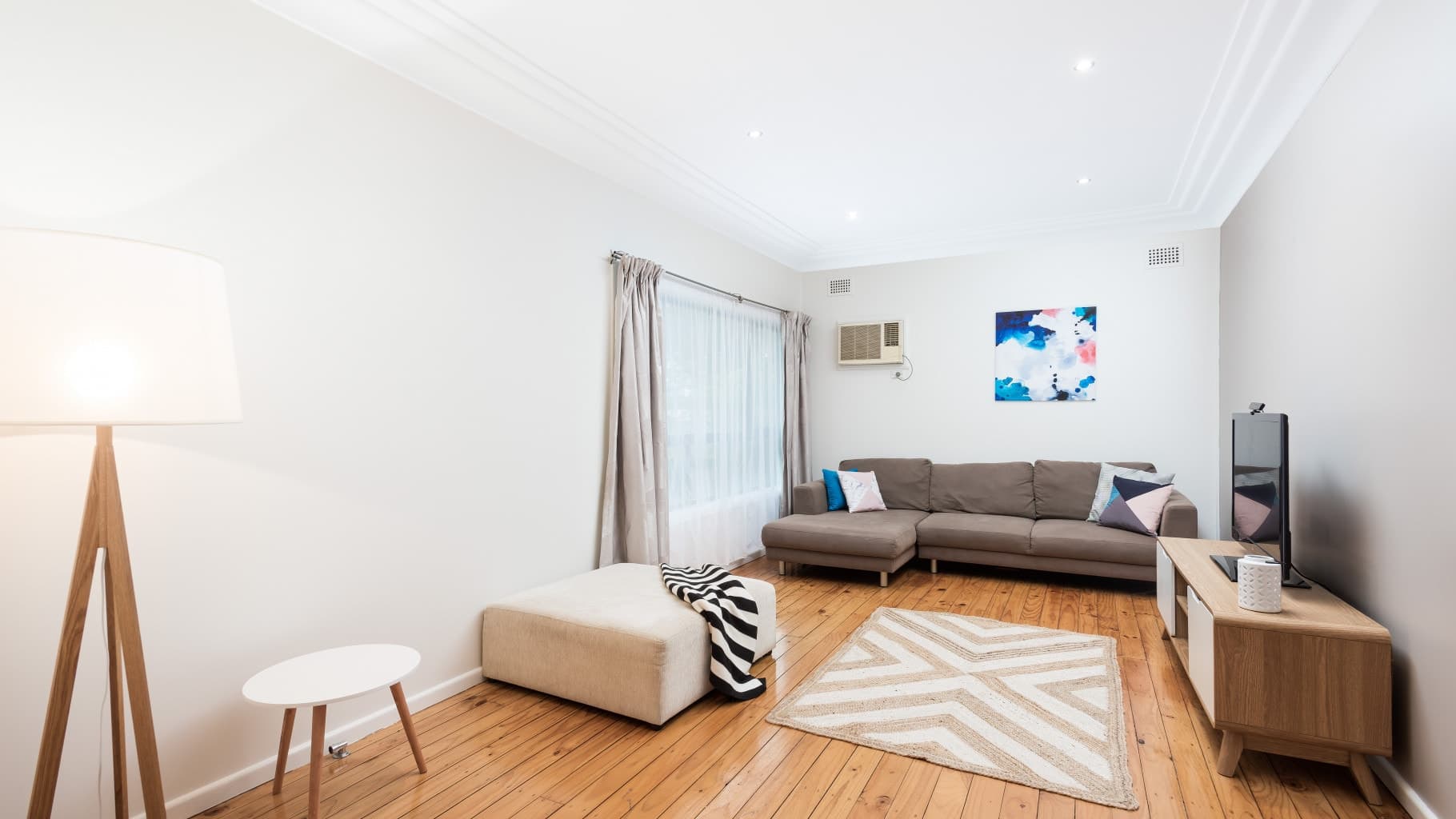 38 Acacia Road North, Kirrawee - Thumbnail 2
