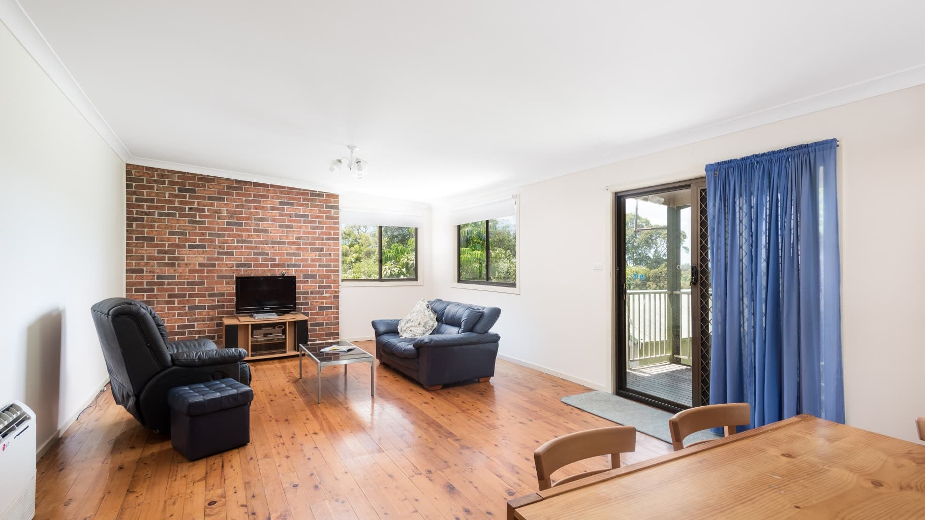 24 Warrigal Street, Jannali - Thumbnail 2