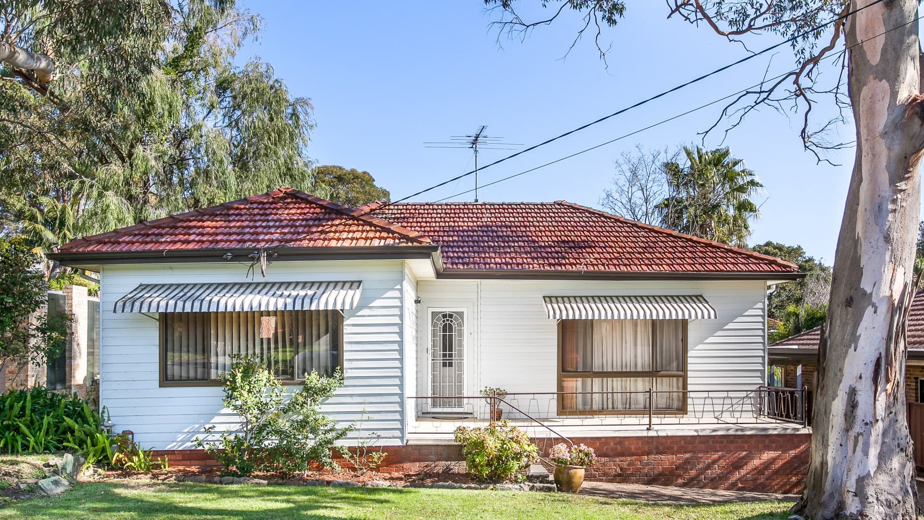 4 Uralba Avenue, Caringbah South - Image 1