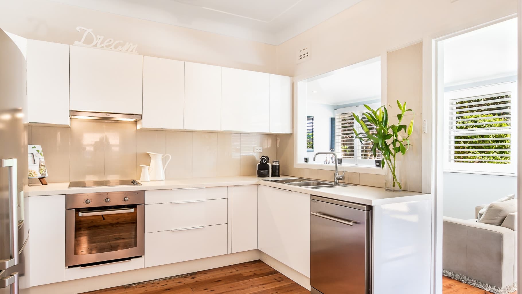 227 Port Hacking  Road, Miranda - Thumbnail 2