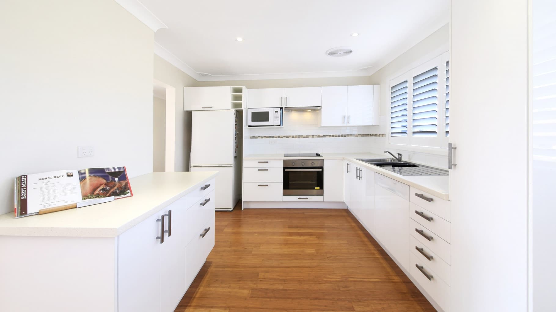 8 Cadence Place, Kareela - Thumbnail 3
