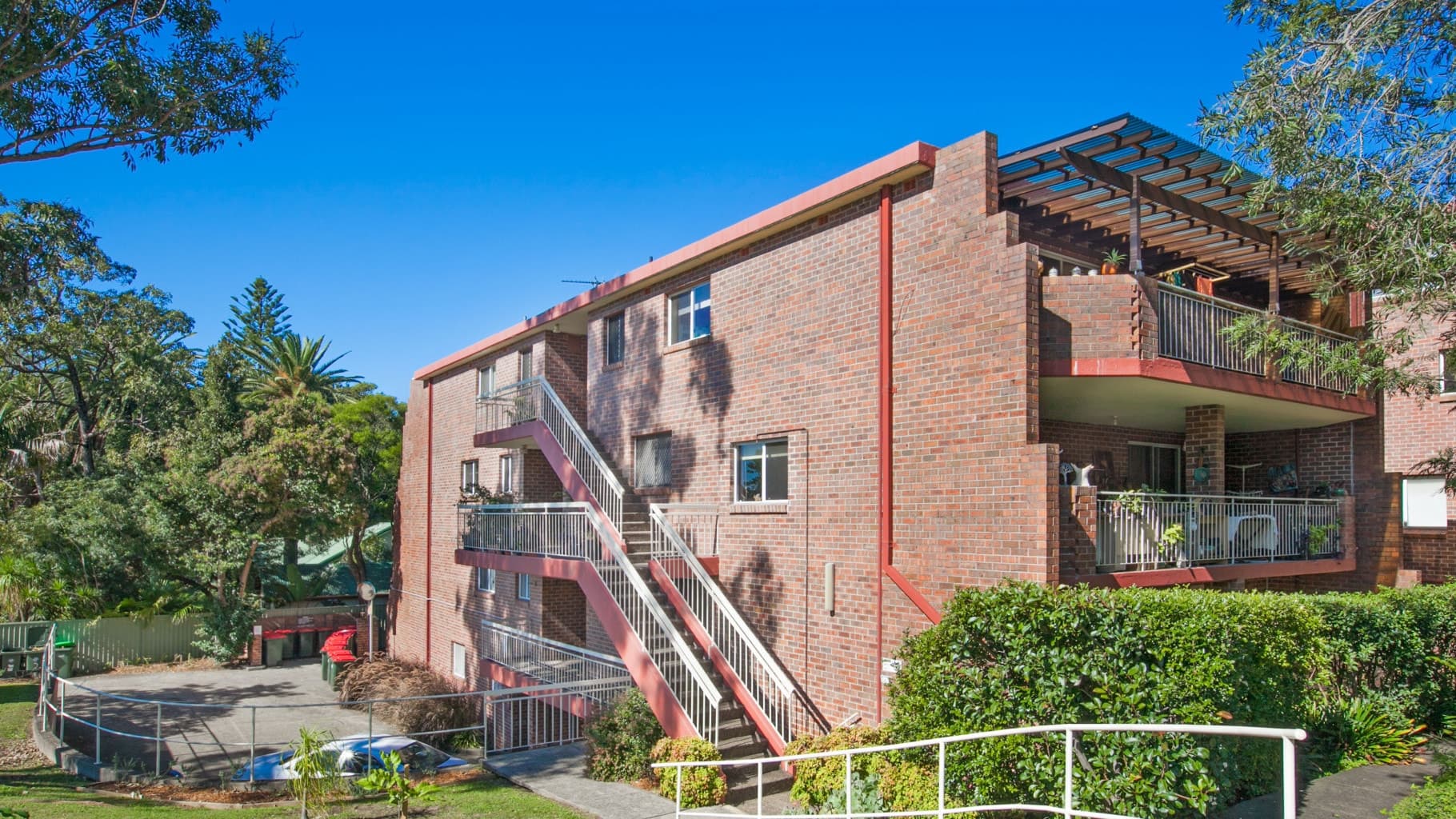 6/2 Railway Crescent, Jannali - Image 1