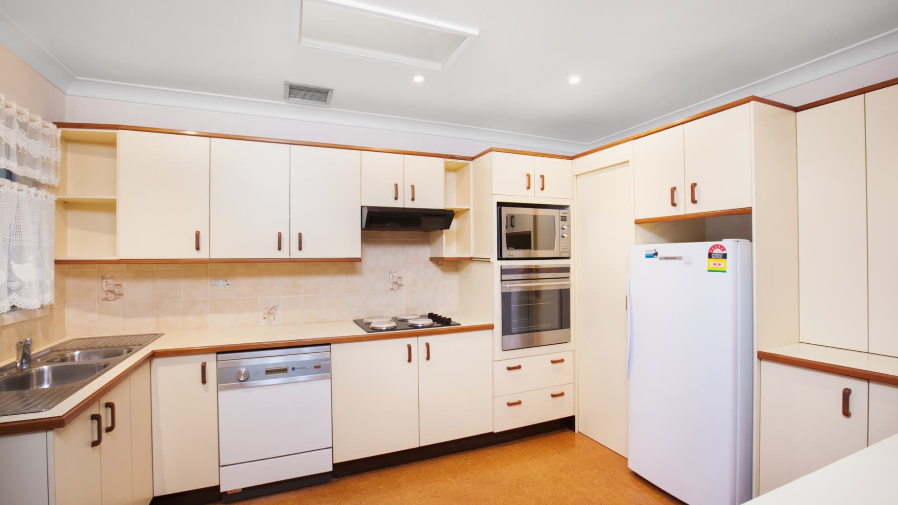 40 Charles Place, Jannali - Thumbnail 3