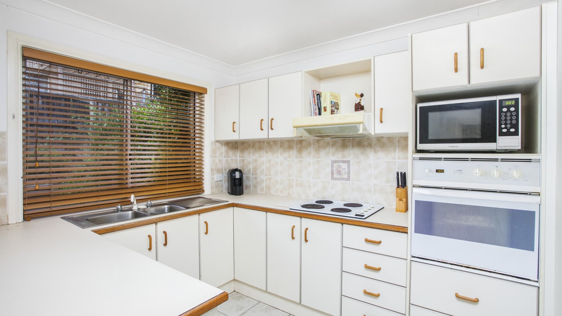 8 Oakwood Way, Menai - Thumbnail 3