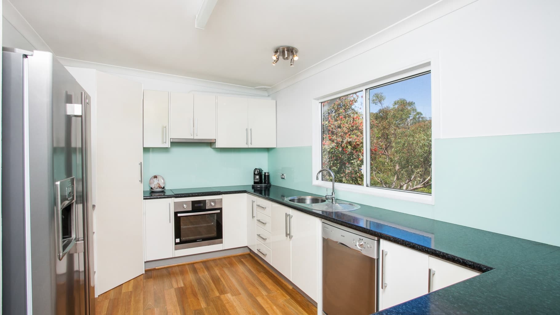 62 Ninth Avenue, Loftus - Thumbnail 2