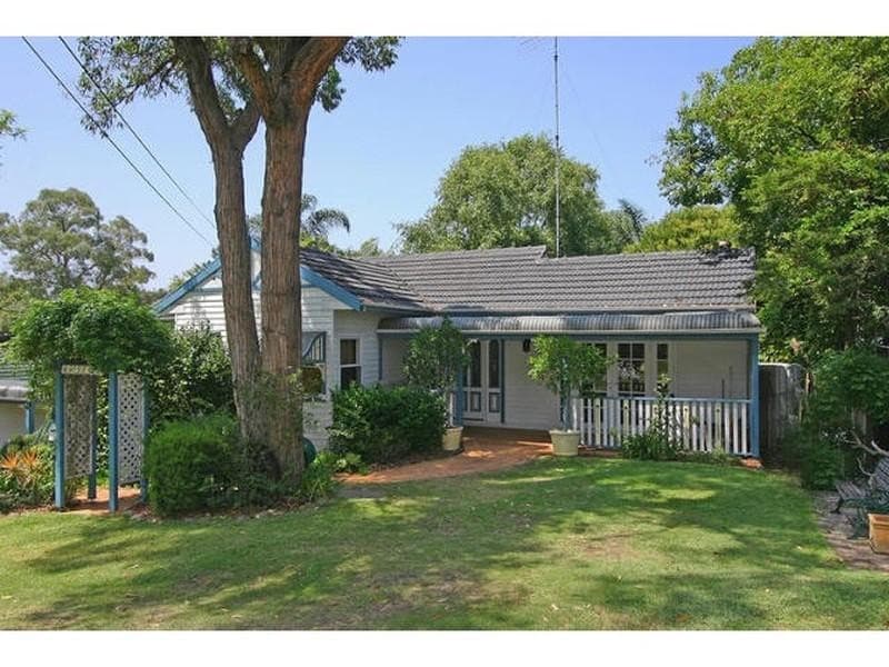 6 Manning Street, Oyster Bay - Image 1