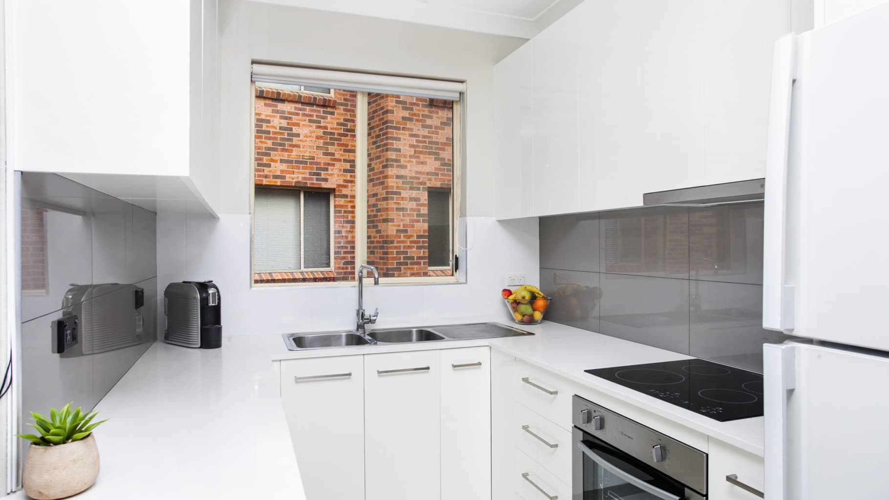 14/241 Kingsway, Caringbah - Thumbnail 2