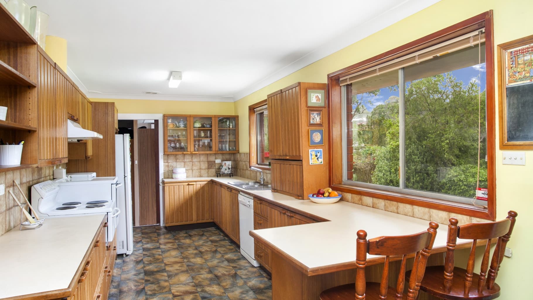 20 Dunwell Avenue, Loftus - Thumbnail 2