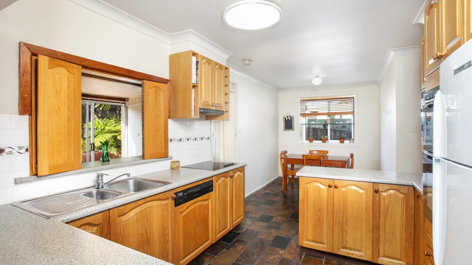 79 Eighth Avenue, Loftus - Thumbnail 3
