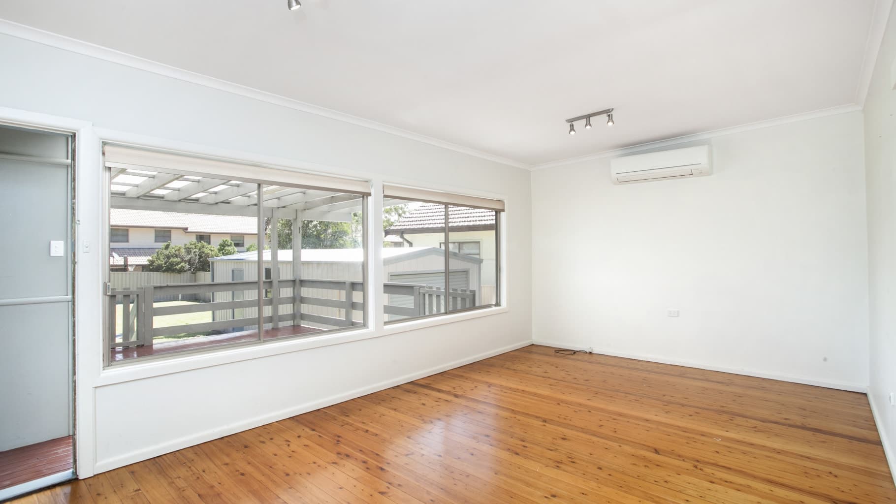 22 Boronia Avenue, Engadine - Thumbnail 3