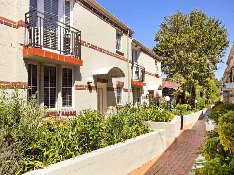 12/2 Mowbray Street, Sylvania - Image 1