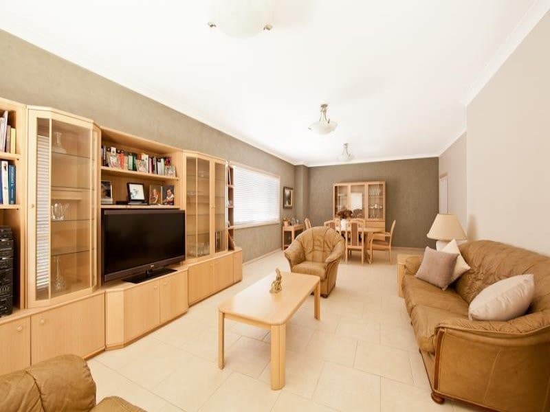 2 Caroline Street, Oyster Bay - Thumbnail 3