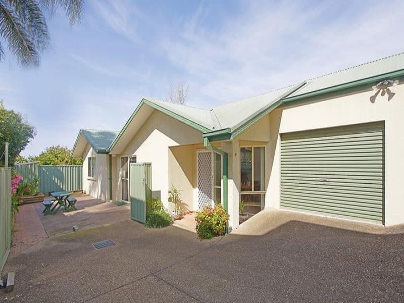 2/92 Wattle Road, Jannali - Image 1