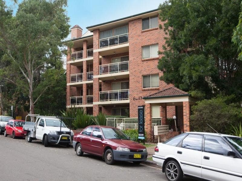 19/6-10 Gray Street, Sutherland - Image 1