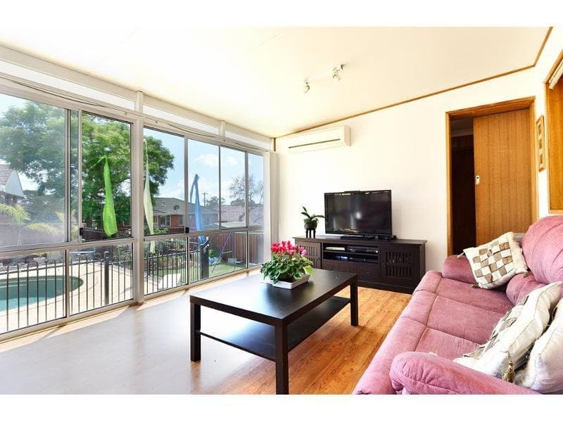 411 The Boulevarde, Kirrawee - Thumbnail 2