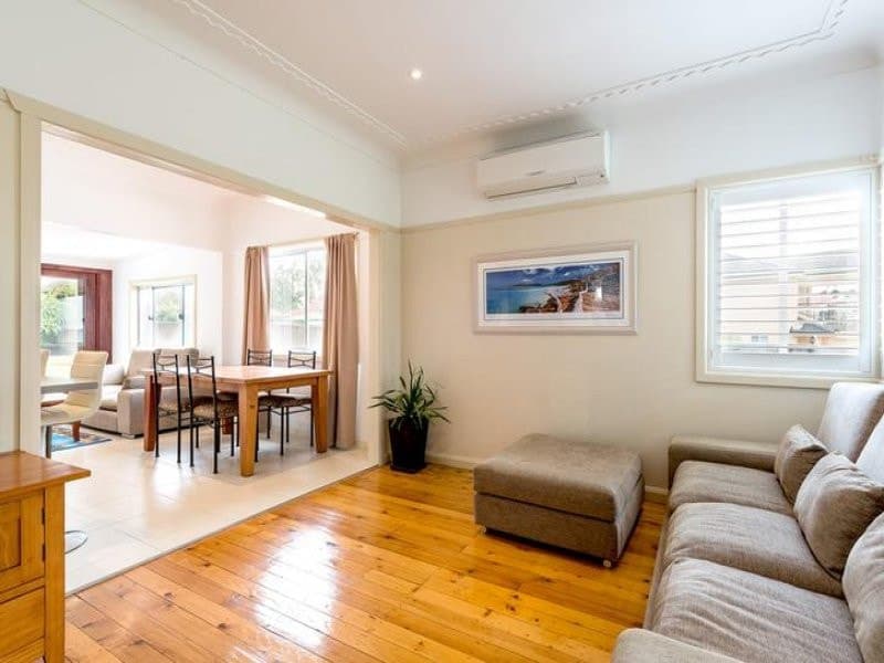83 Seventh Avenue, Jannali - Thumbnail 2