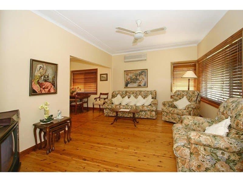 33 Carina Road, Oyster Bay - Thumbnail 2