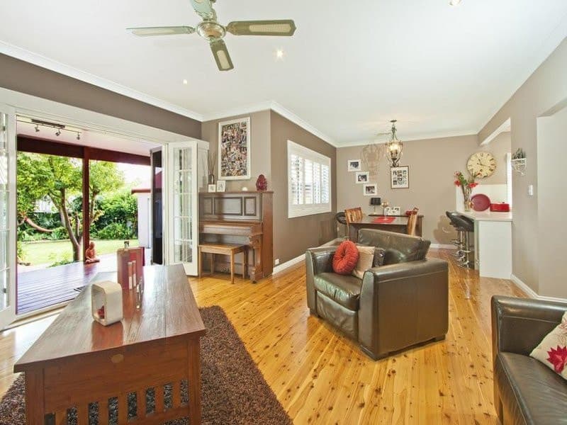 27 Seventh Avenue, Jannali - Image 1