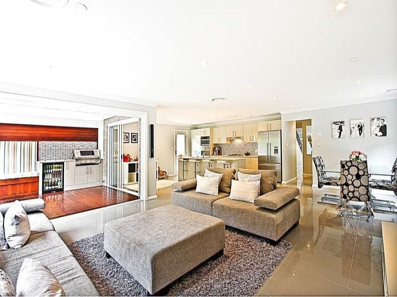73 Seventh Avenue, Jannali - Thumbnail 2