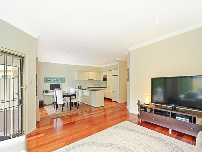 3/194-198 President Avenue, Miranda - Thumbnail 2