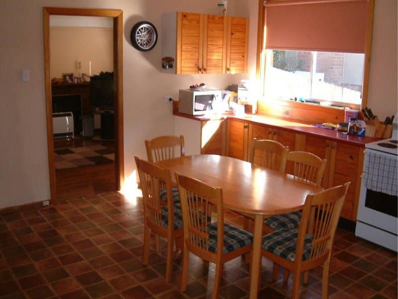 13 The Circle, Jannali - Image 1