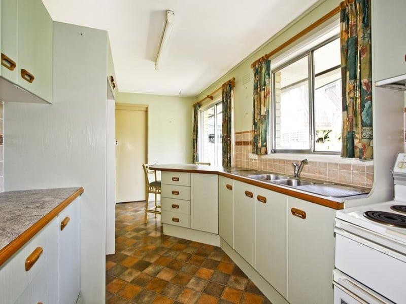 1 Carvers Road, Oyster Bay - Thumbnail 4