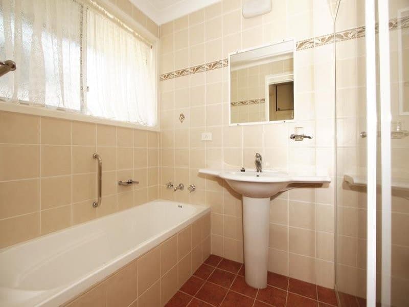 1 Carvers Road, Oyster Bay - Thumbnail 5