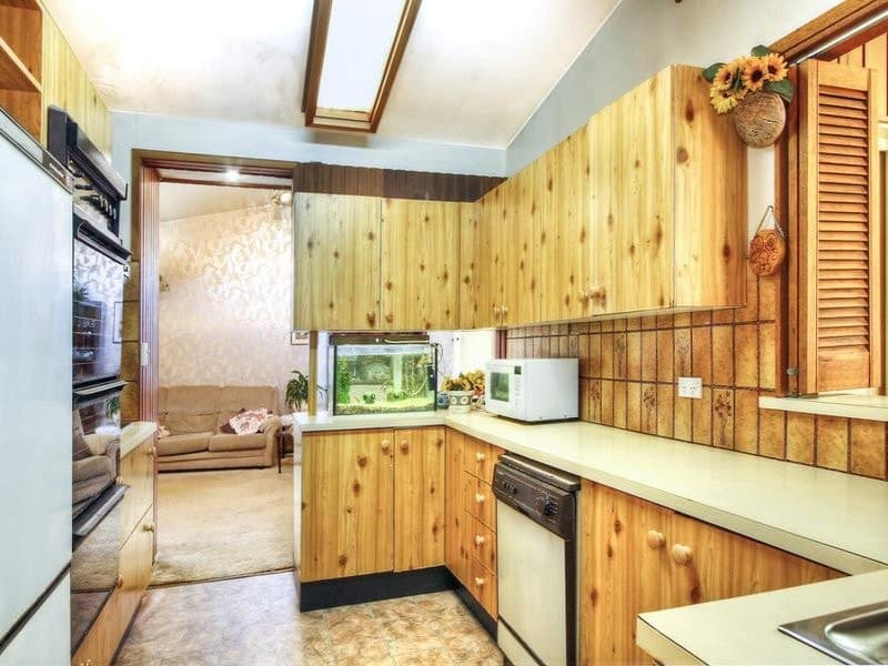 45 Tenth Avenue, Oyster Bay - Thumbnail 4
