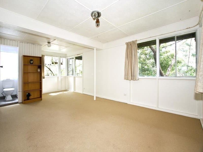 45 Tenth Avenue, Oyster Bay - Thumbnail 7