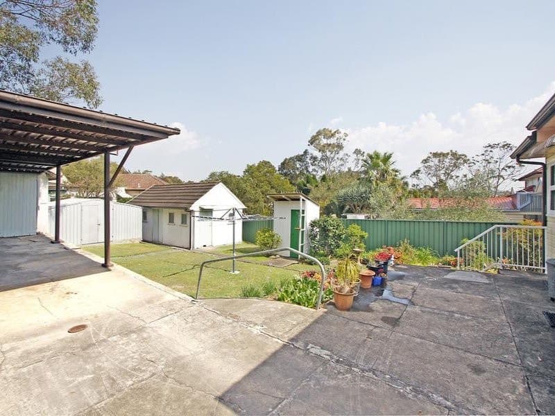 9 Carvers Road, Oyster Bay - Thumbnail 2