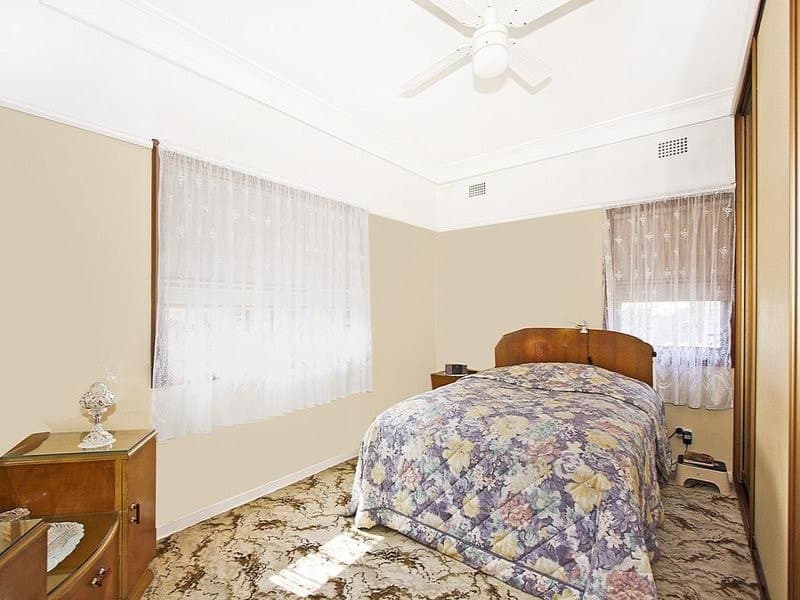 9 Carvers Road, Oyster Bay - Thumbnail 3