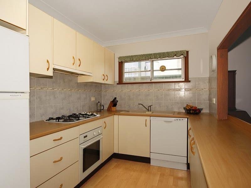 111 Georges River Road, Jannali - Thumbnail 4