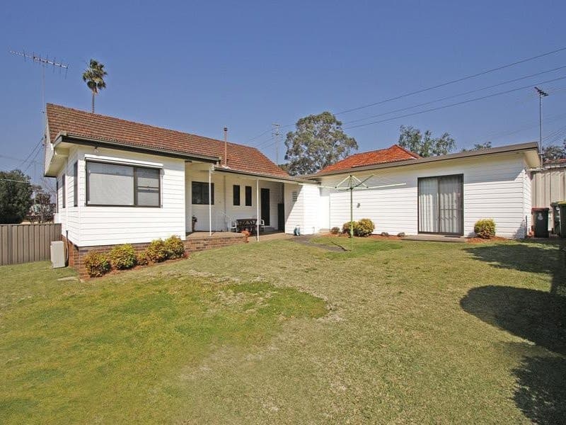 7 Gosby Avenue, Miranda - Image 1