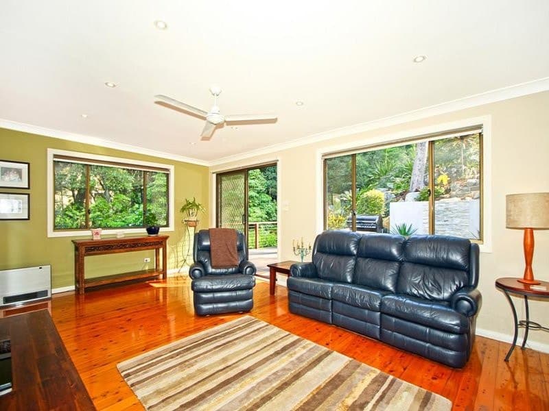 117 Carvers Road, Oyster Bay - Thumbnail 3
