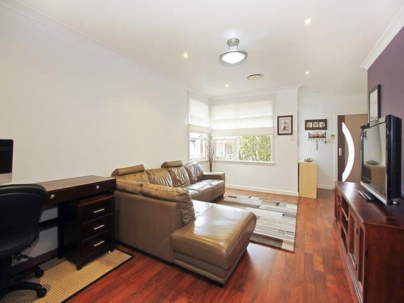 15 Araluen Place, Sutherland - Thumbnail 2