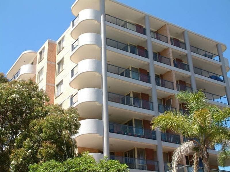 16/1-9 Gray Street, Sutherland - Image 1