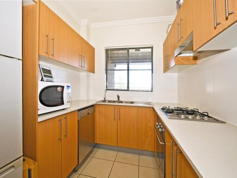 37/18 Gray Street, Sutherland - Thumbnail 3