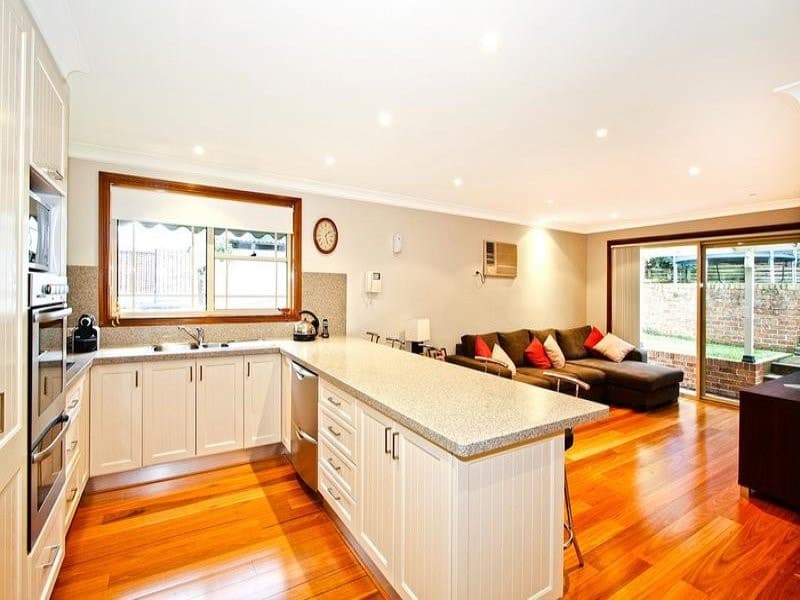17 Bindea Street (access via Sutherland Road), Jannali - Thumbnail 2