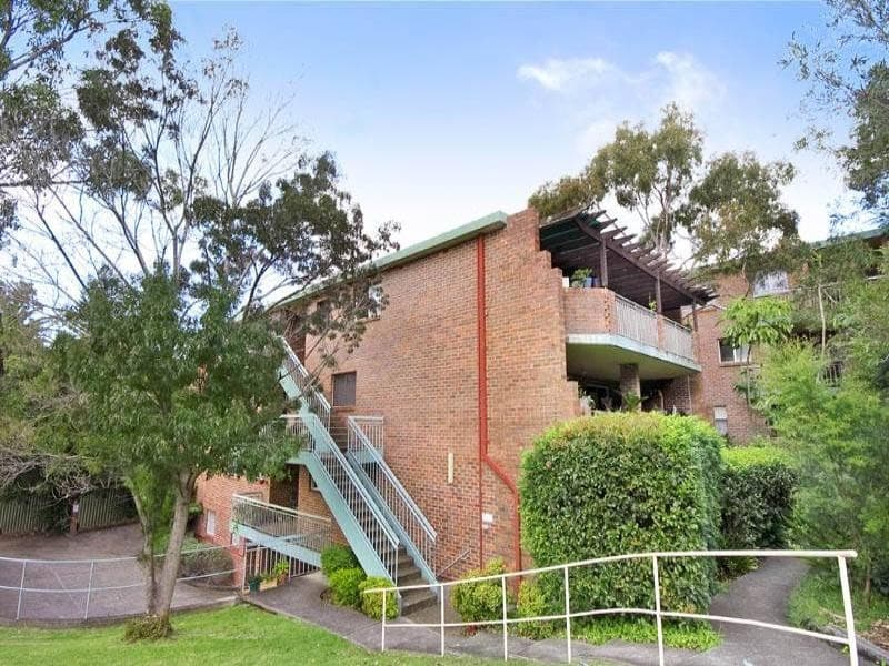 7/2 Railway Crescent, Jannali - Image 1